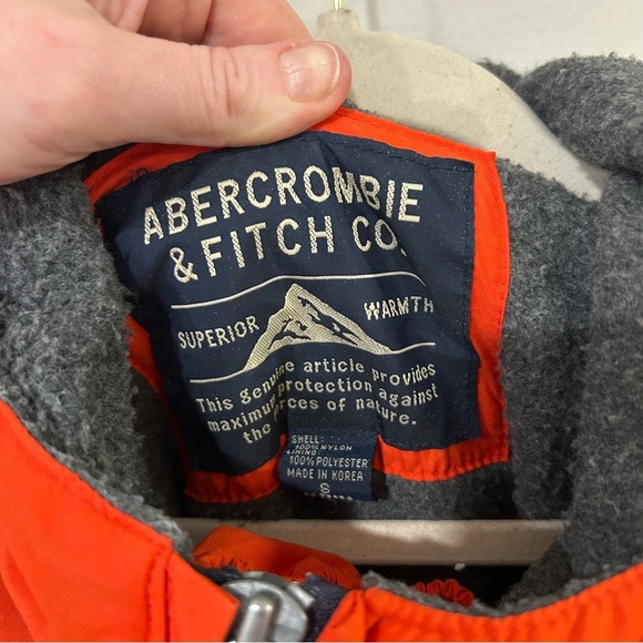 Abercrombie & Fitch Orange Insulated Weatherproof Rain Jacket Men’s Size Small - Picture 2 of 6